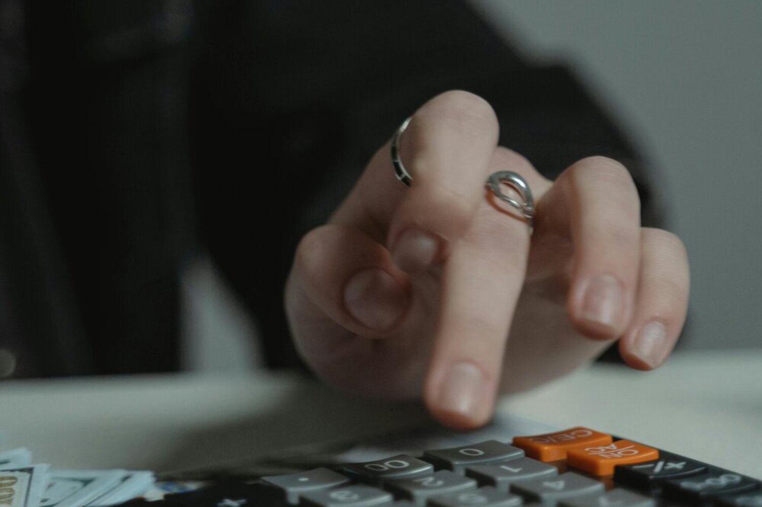 Logo URSSAF - Calcul et Régularisation Cotisations CMU Frontaliers MyFinAssure